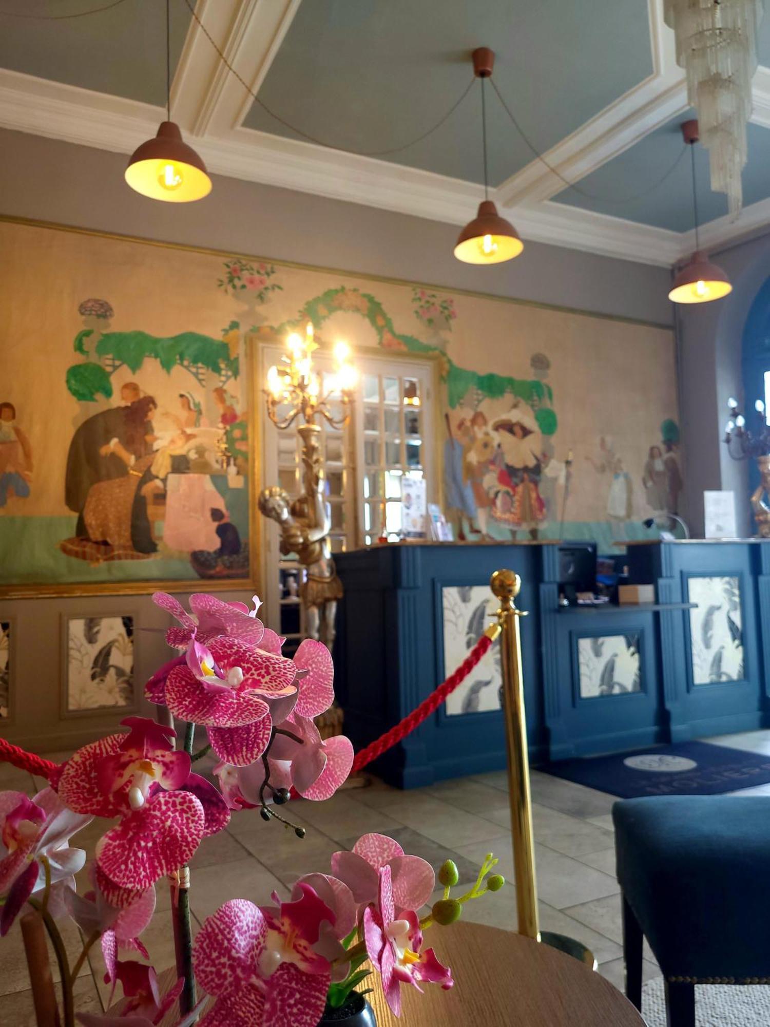 Le Grand Hotel Moliere Pezenas Ngoại thất bức ảnh