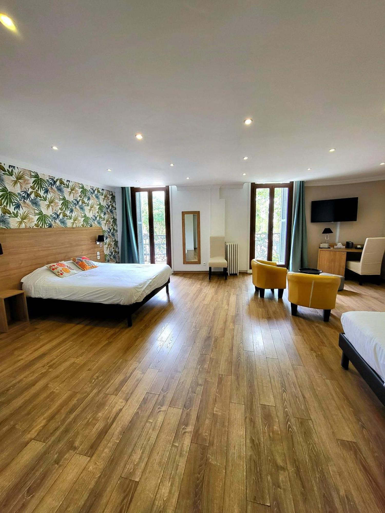 Le Grand Hotel Moliere Pezenas Ngoại thất bức ảnh
